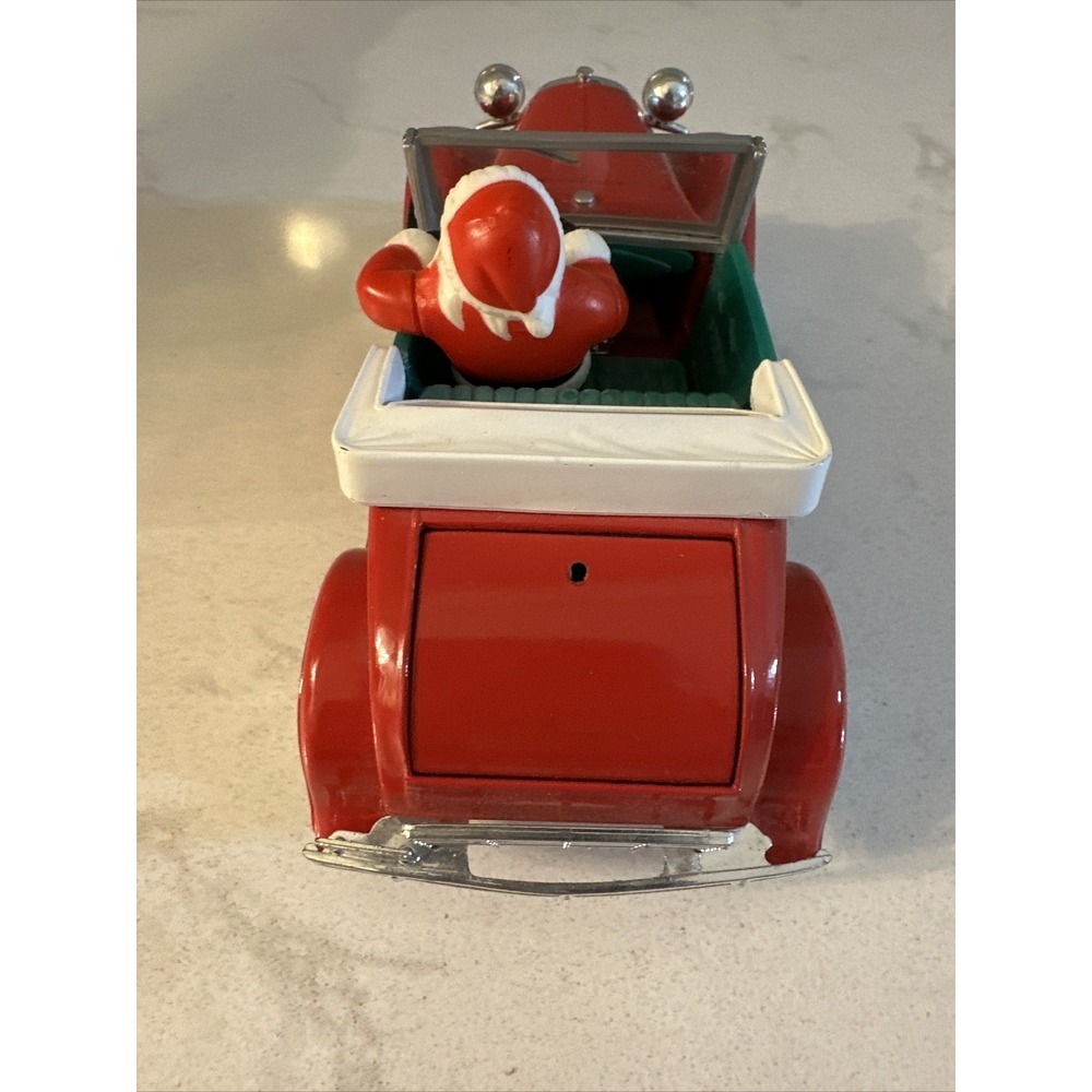 THE EASTWOOD COMPANY 1928 FORD MODEL A SANTA'S ROADSTER 1/25 SCALE FOR CHRISTMAS - Picture 10 of 10